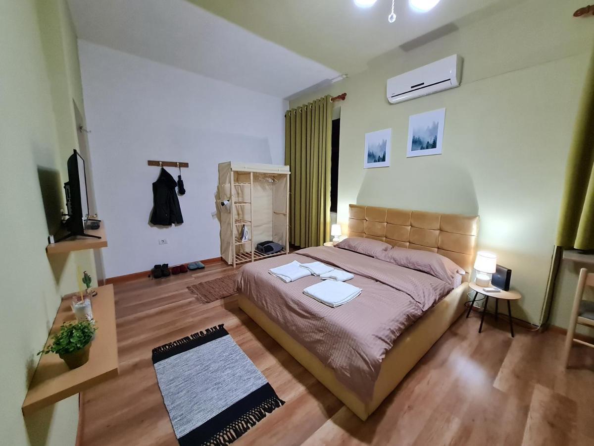 Ex-Block District Charming Studio Apartment With Treeish Sorrounding View! Тирана Экстерьер фото